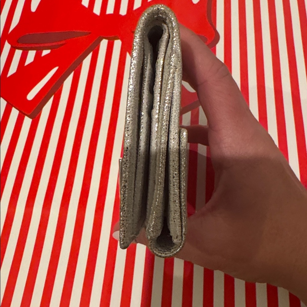 Fendi Silver and White Wallet - Picture 3 of 8